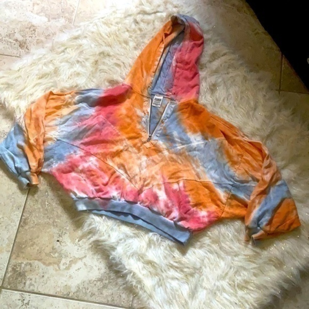 VS PINK || Tie Dye Crop Hoodie 1/4 Zip